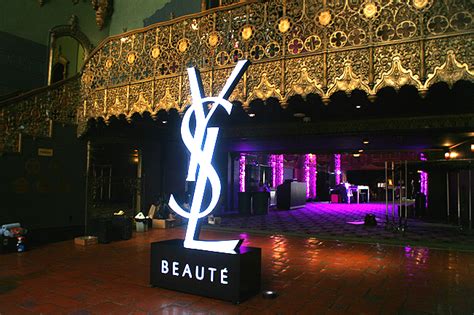 ysl las vegas outlet